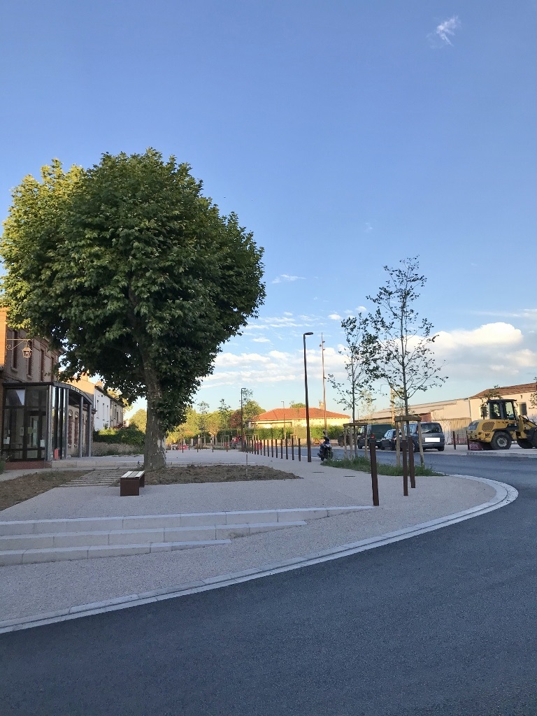 inauguration place de la mairie