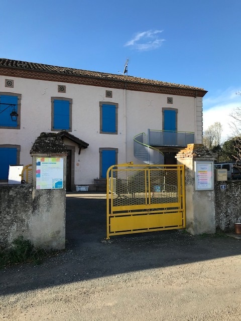 La médiathèque recherche des documents anciens pour une mini-exposition.